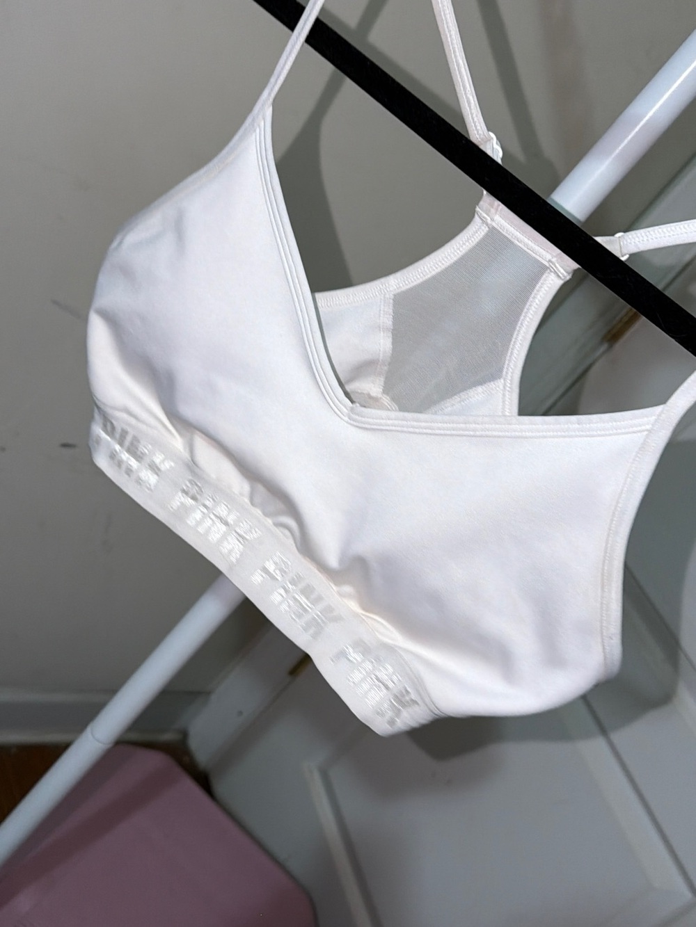 PINK Victoria's Secret White Seamless Mesh-Back Sports Bralette